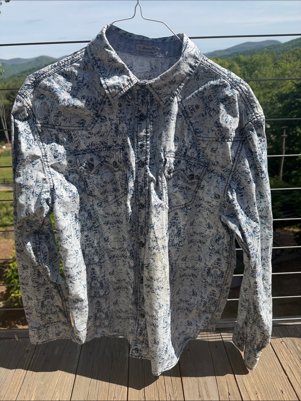 Mens Moon Shine spirit pearl snap printed Shirt, size Large